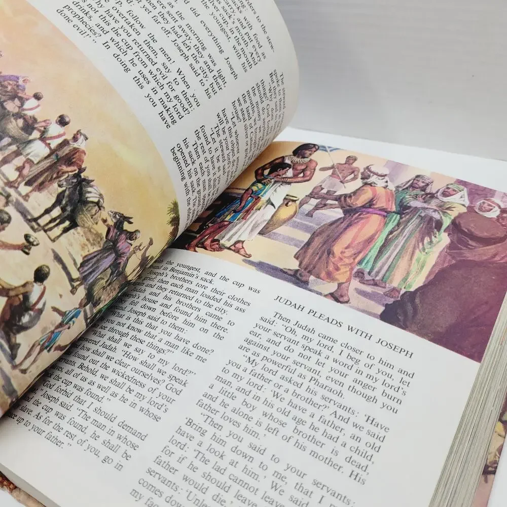 The Children's Bible Golden Press Illustrated 1965 Hard Cover